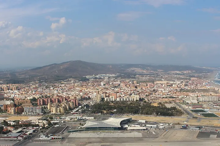Vista de La Línea de la Concepción