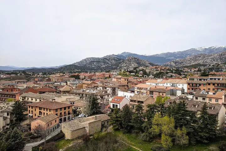 Vista de Manzanares el Real