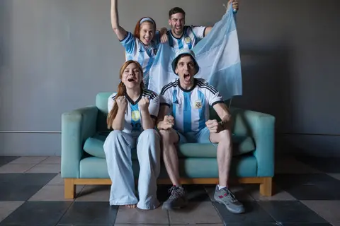 Ambiente de la sala de chat de Argentina más de 60