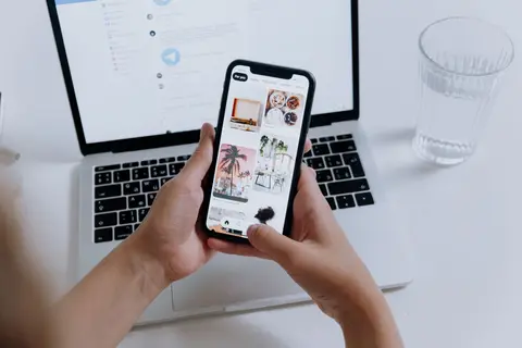 Ambiente de la sala de chat de Grupos de Telegram